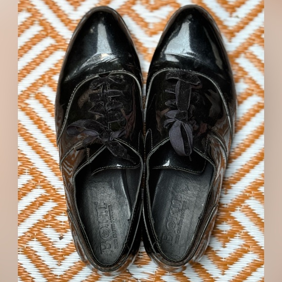 Born Velvet Lace Up Pointed Flats - Picture 2 of 8